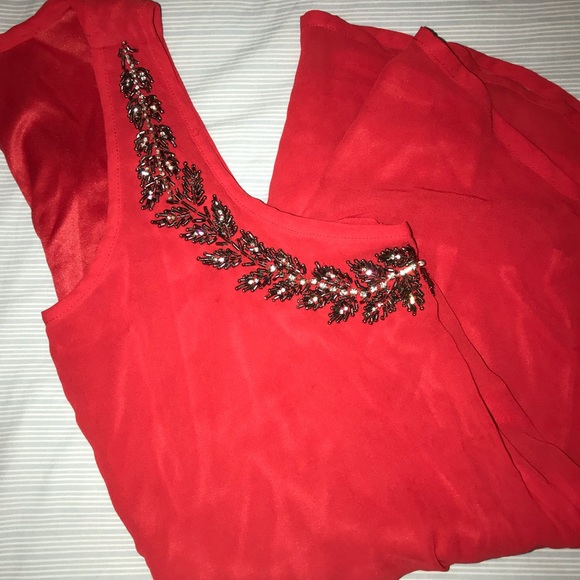 Red tank w/ emblems - Picture 3 of 3